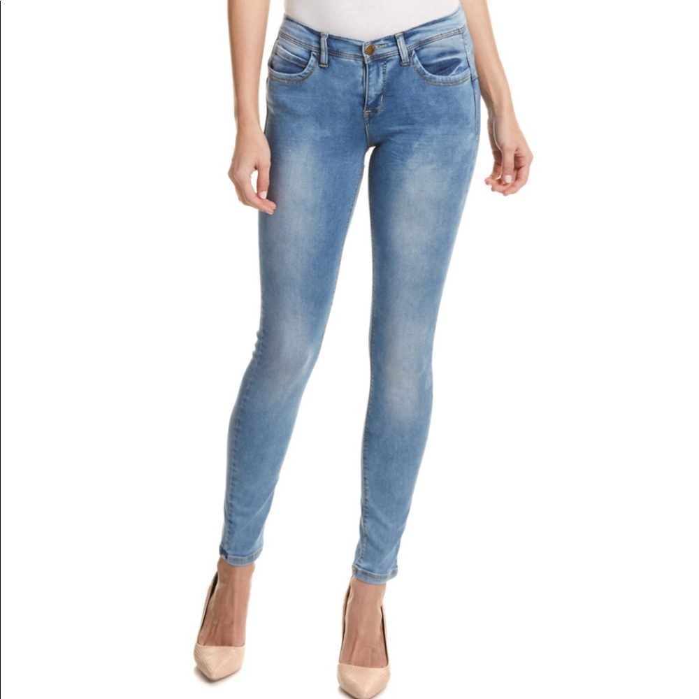 Dollhouse Sophia Pegasus Skinny Leg size 11